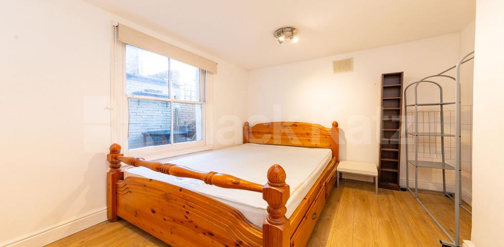 			1 Bedroom, 1 bath, 1 reception Flat			 Tabor Road, HAMMERSMITH